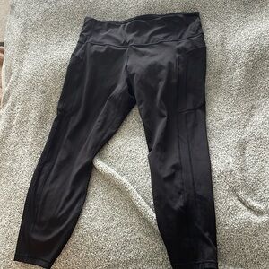 Never been worn athleta legging with side pockets